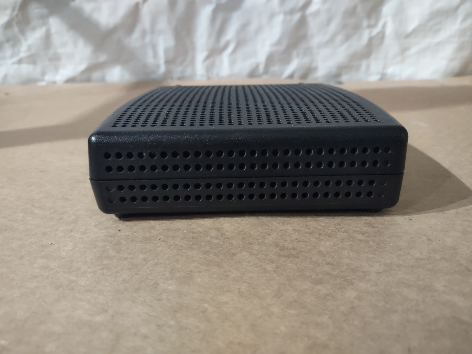 Arris CM820A with/Power Cable And Ethernet Cord Free Shipping
