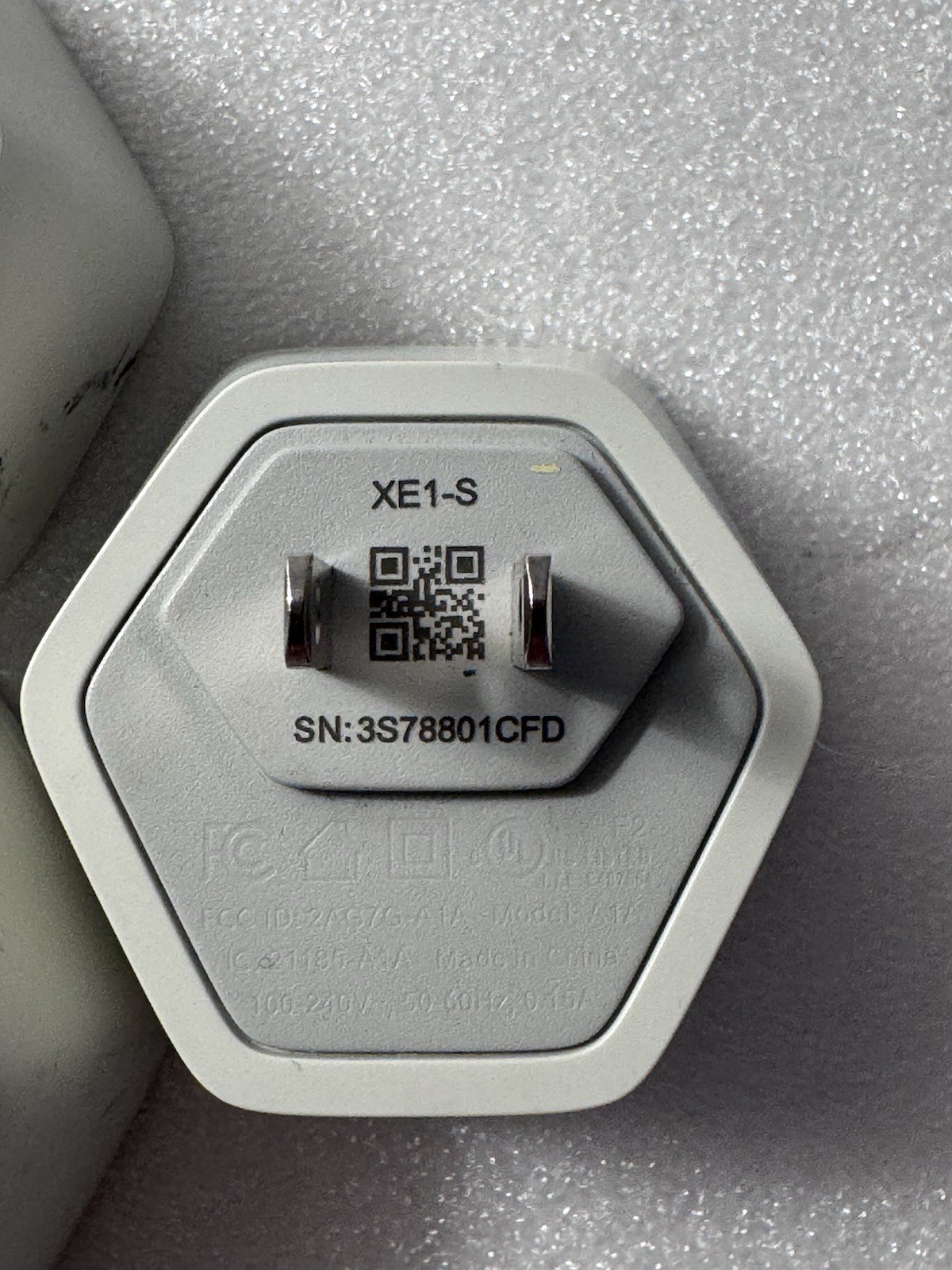 Xfinity xFi Pods 5 Pack WiFi Extender Network Range White XE1-S A1A Hexagon Set