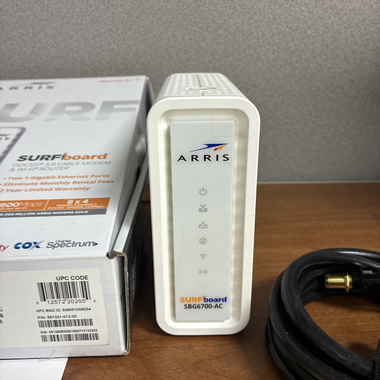 ARRIS SURFBOARD SBG6700- AC 3.0 CABLE MODEM & WI-FI ROUTER -WHITE W/POWER & BOX
