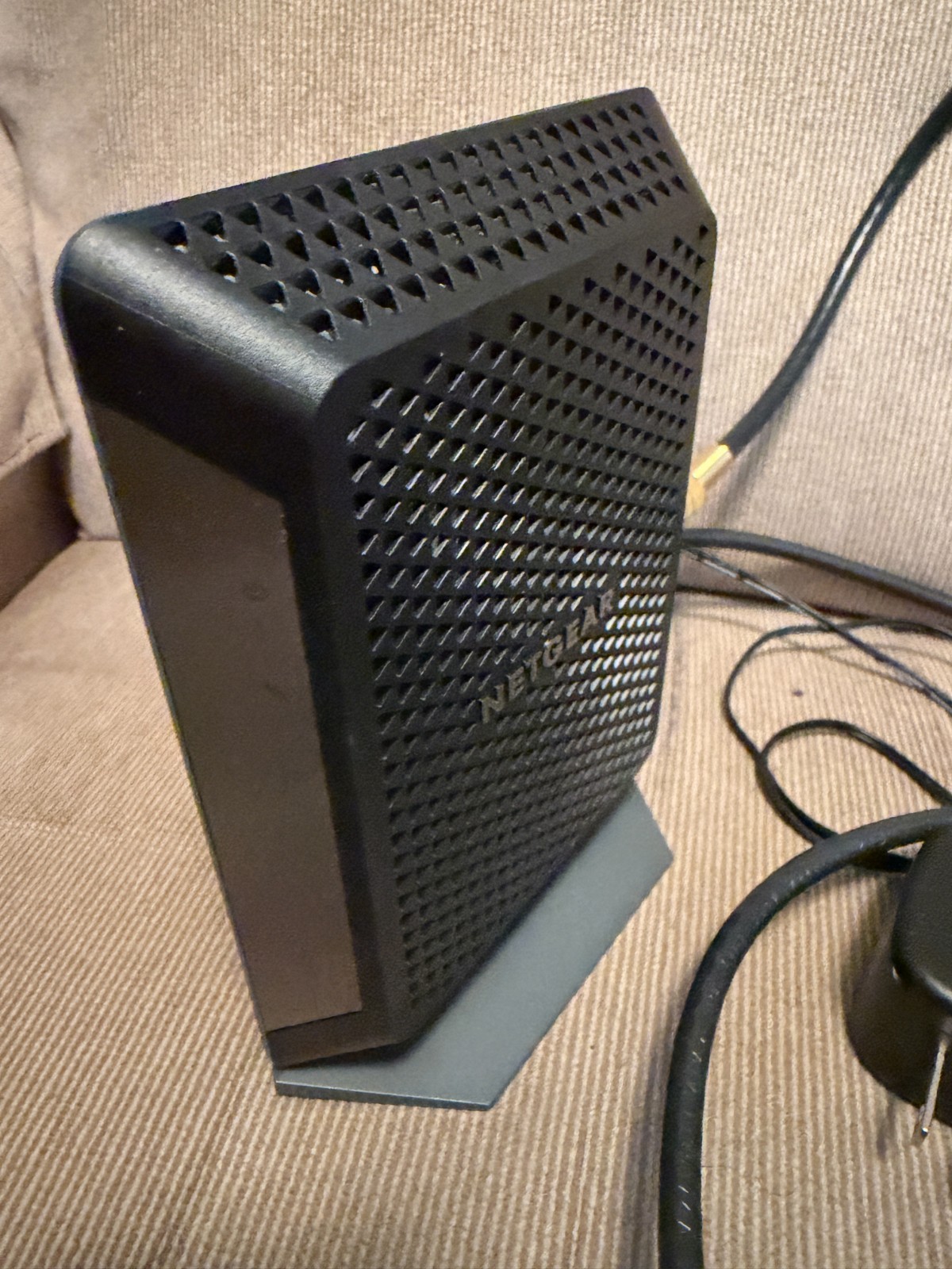 NETGEAR CM700-100NAS Cable Modem