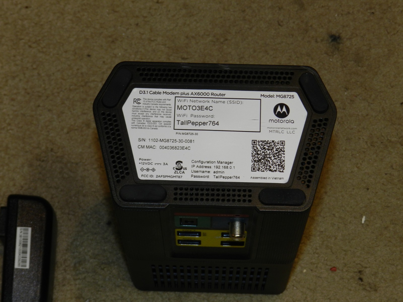 Motorola MG8725 DOCSIS 3.1 Cable Modem AX6000 WiFi 6 Dual-Band