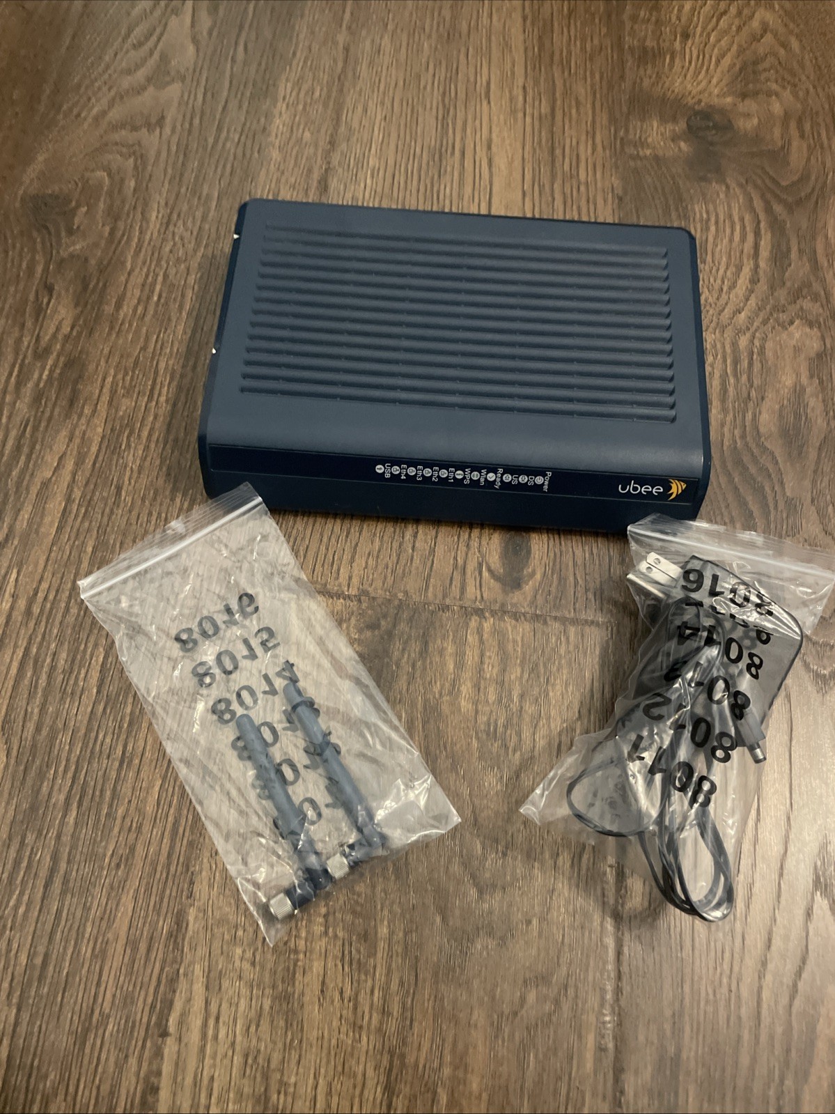 UBEE DDW3611 Wireless Cable Modem Gateway Dual-Stream N Modem/Router Power Cord