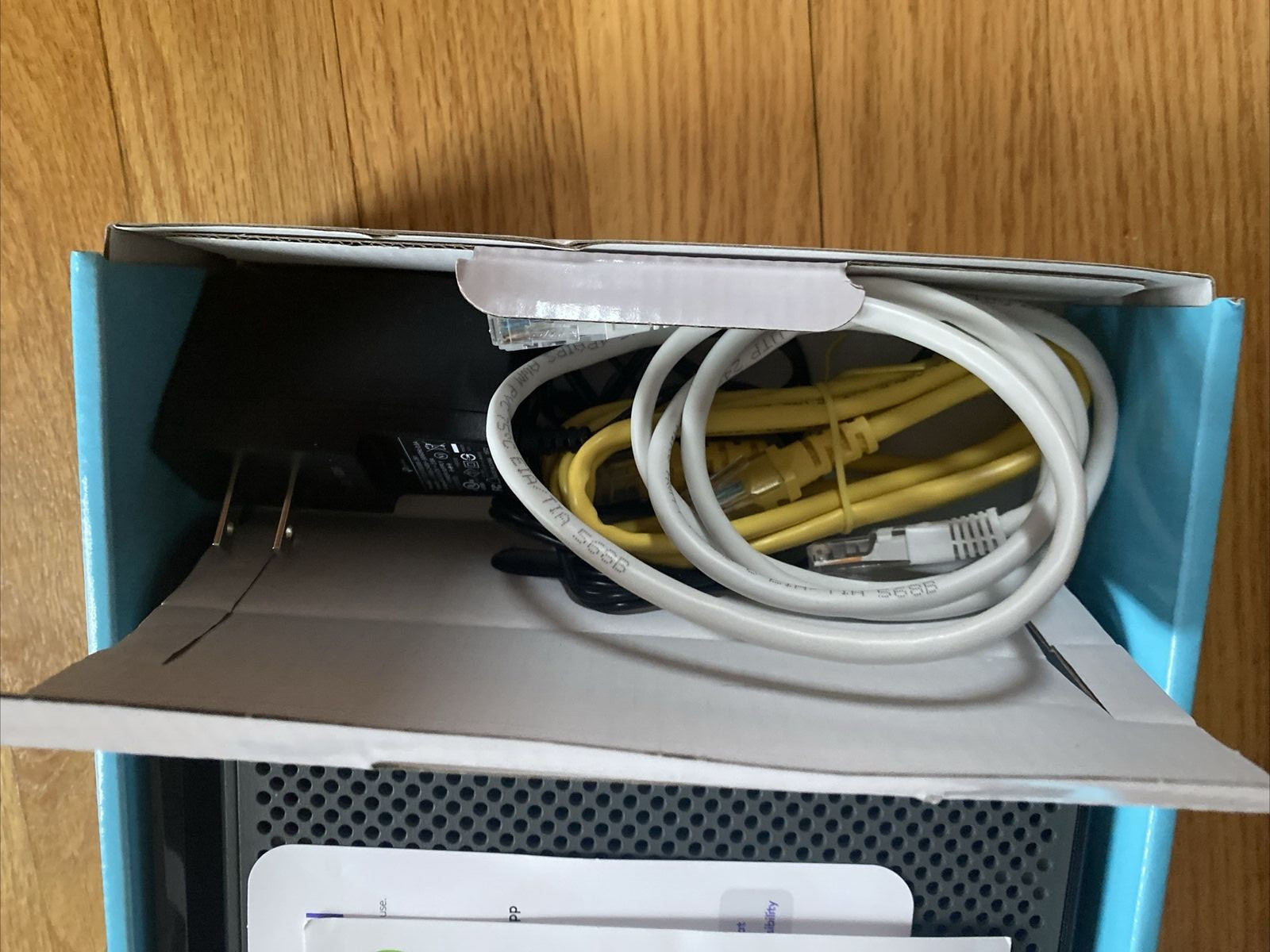 Motorola 24×8 Cable Modem MB7621-10 1000+ Mbps / Open Box