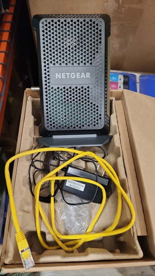 NETGEAR Cable Modem CM1000v2 DOCSIS 3.1 Nighthawk Used