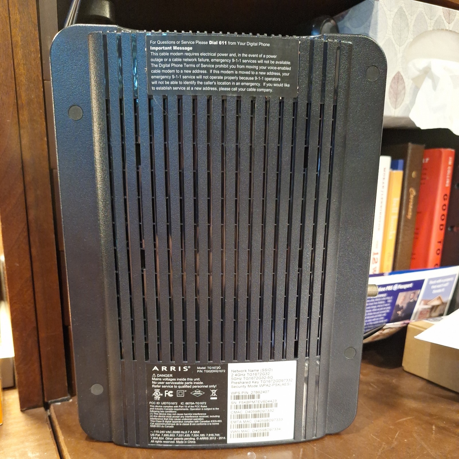 Arris TG1672G GATEWAY WIFI MODEM TG02DHQ1672 with Power Cord
