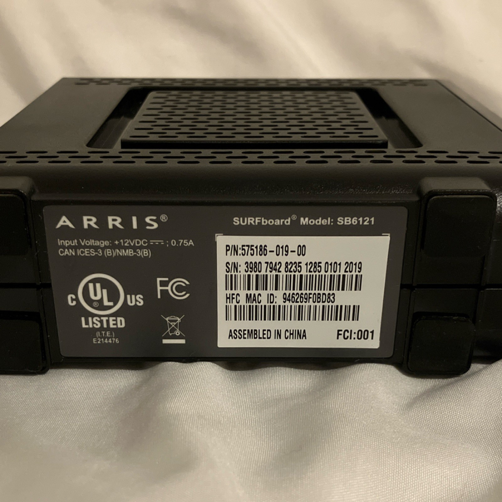ARRIS SURFboard SB6121 Cable Modem Black Ethernet Coaxial with Power Adapter