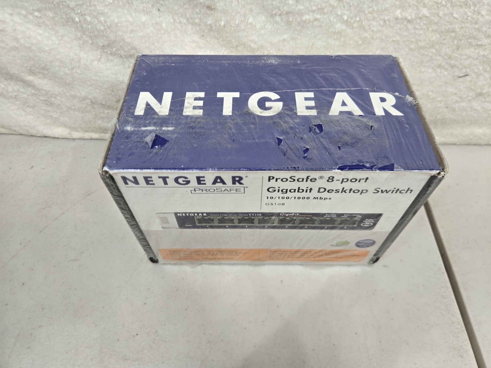 Netgear Prosafe 8 Port Gigabit Switch GS108 10/100/1000 Mbps New in Box