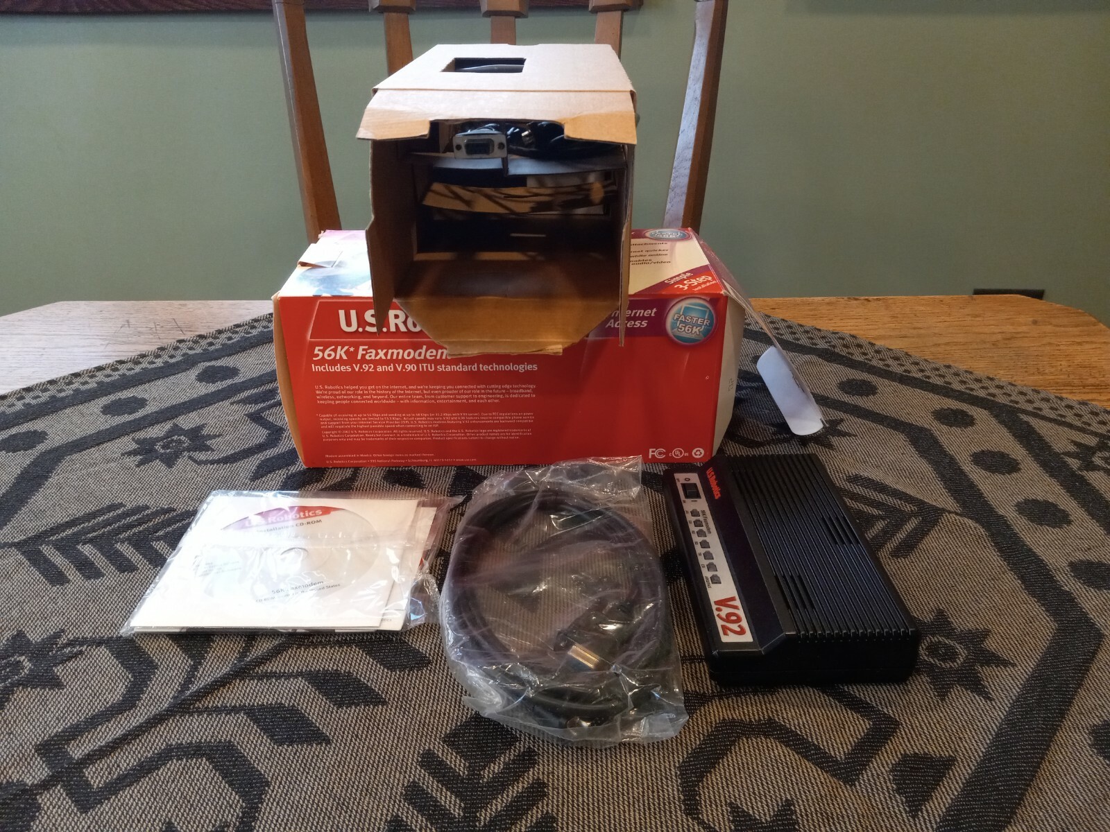 US Robotics V.92 USR5686E External Modem + Fax (New in Box)