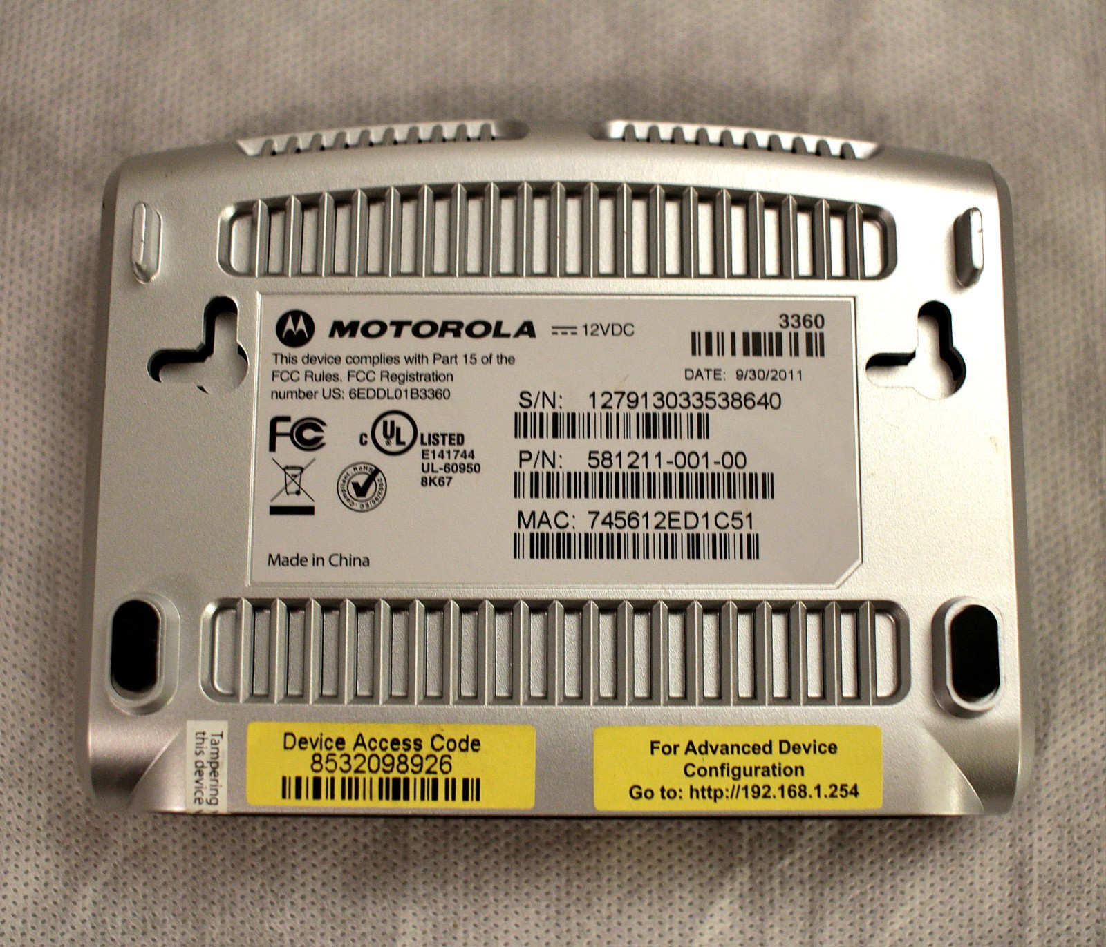 Motorola 3360 (581211-001-00) 24 Mbps DSL/G (no cables included)