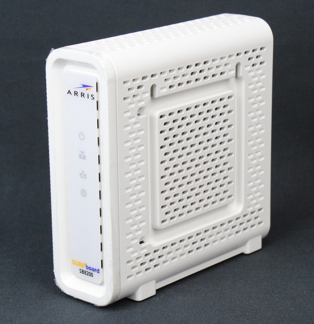 ARRIS SB8200 Cable Modem Fast DOCSIS 3.1 32×8 Gigabit Cable Modem NO POWER CORD
