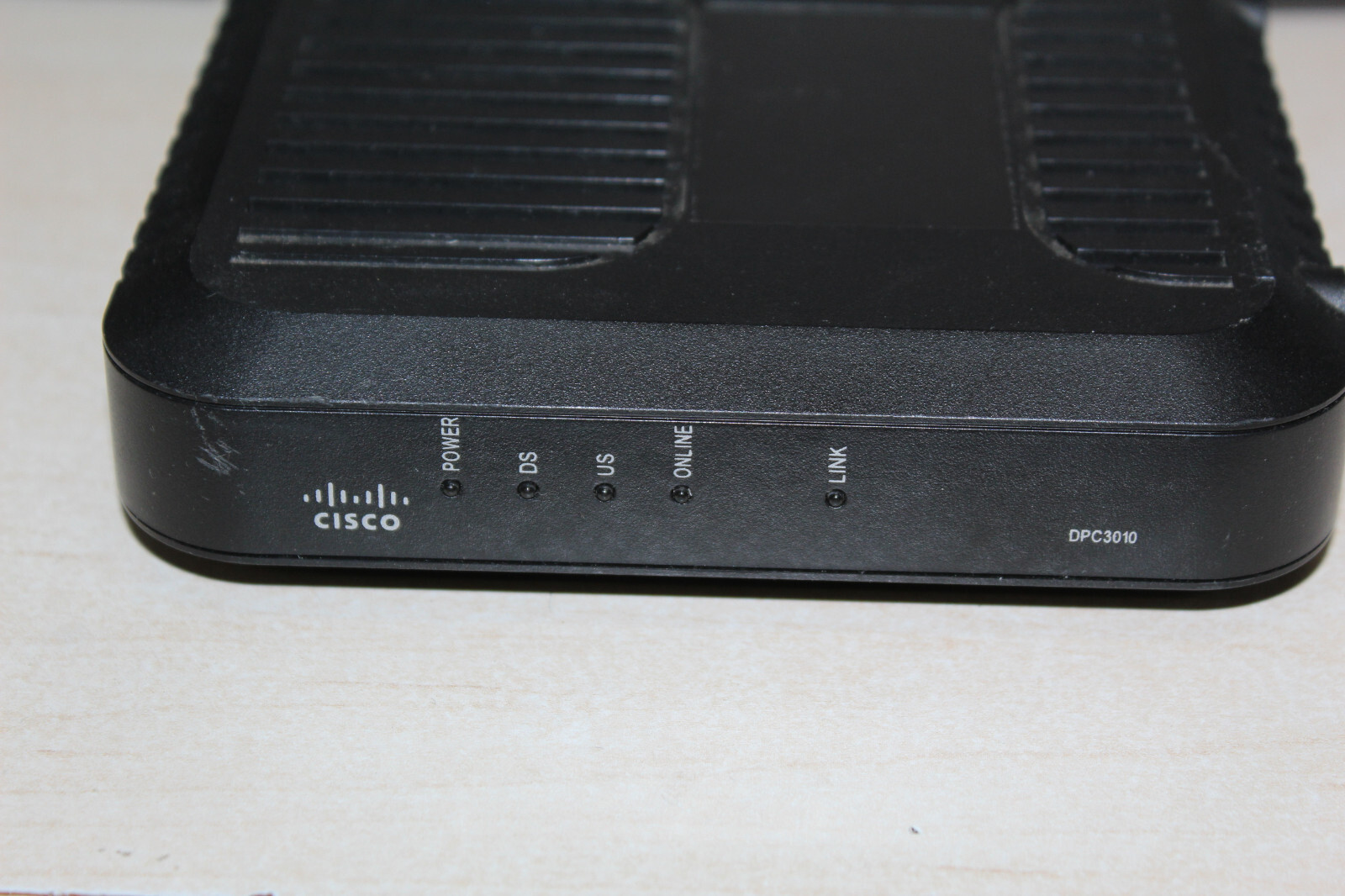 Awesome Cisco Model DPC3010 CH Cable Modem 4027668 With powre plug