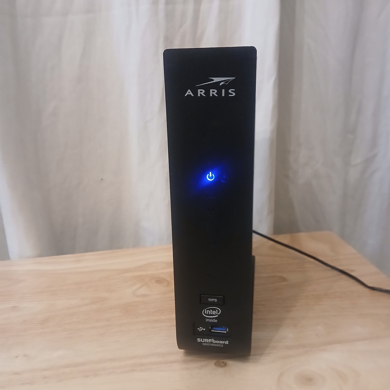 ARRIS SURFBOARD SBG7600AC2 DOCSIS 3.0 Cable Modem & AC2350 Wi-Fi Router W/ Power
