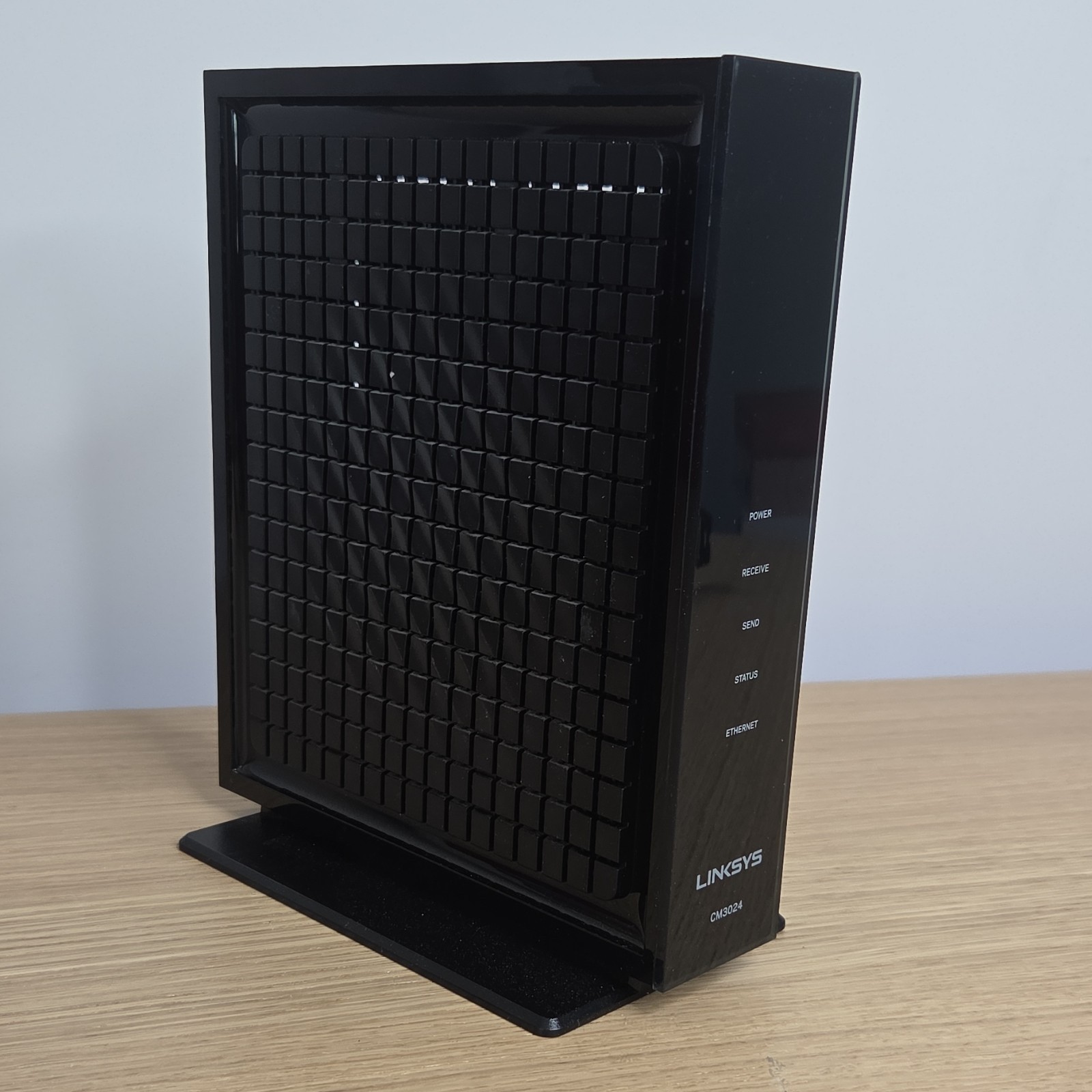 Linksys CM3024 Cable Modem Black with Power Adapter Ethernet Cable RJ-45 Port