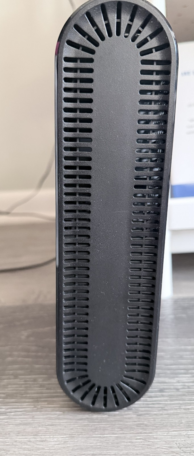 Motorola MG8702 DOCSIS 3.1 Cable Modem with Gigabit Router combo