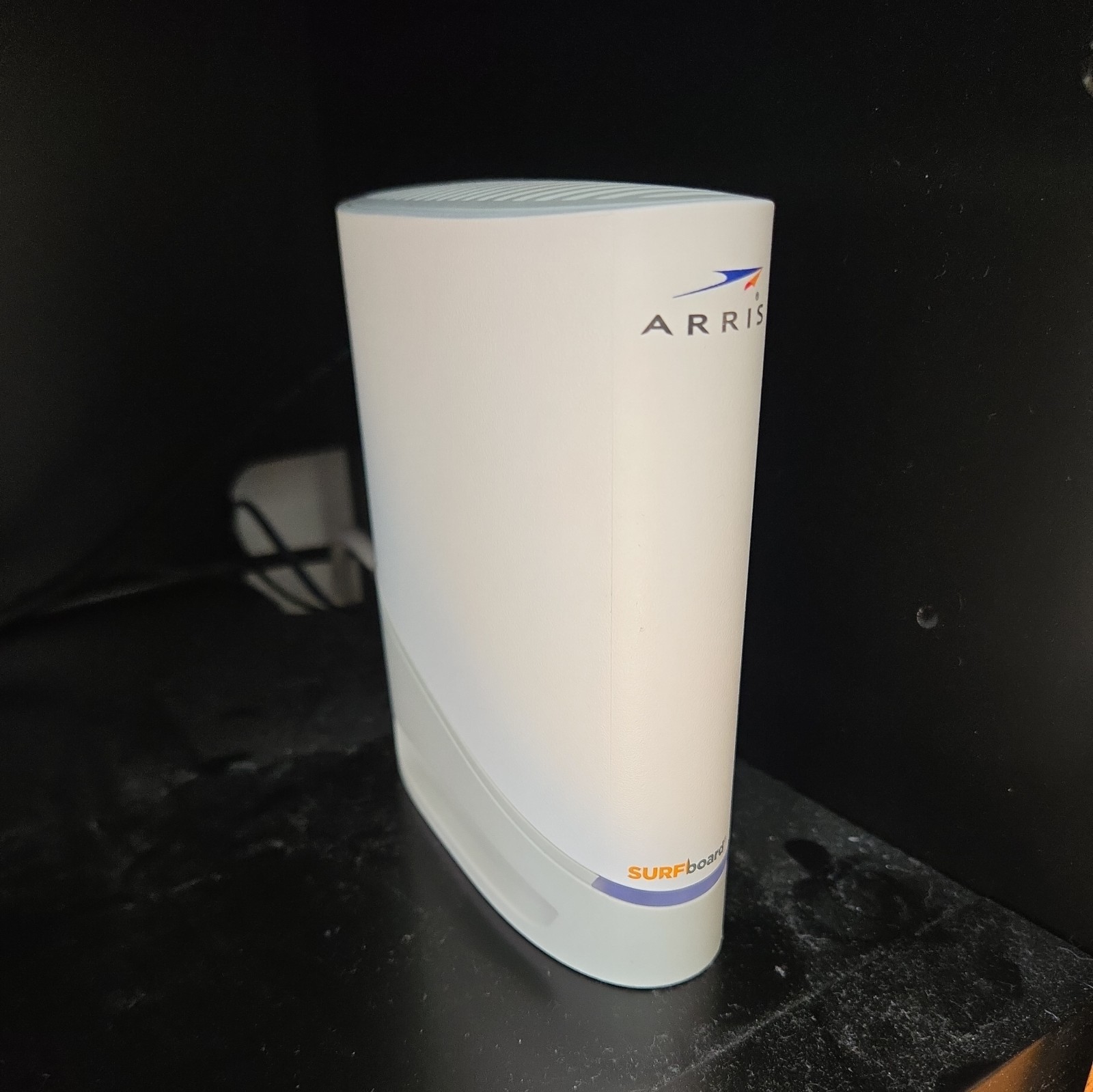ARRIS S33-RB Surfboard DOCSIS 3.1 Multi-Gig Cable Modem – Used