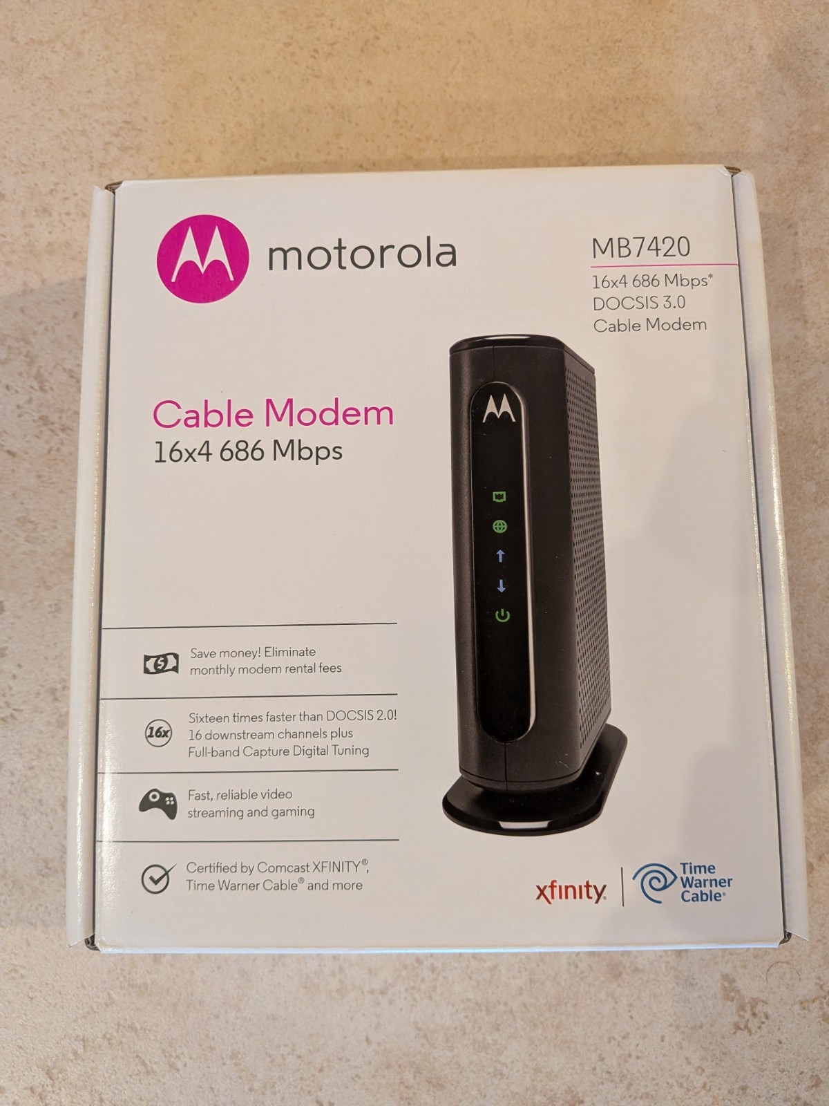 Motorola MB7420 16×4 686 Mbps ​​Cable Modem