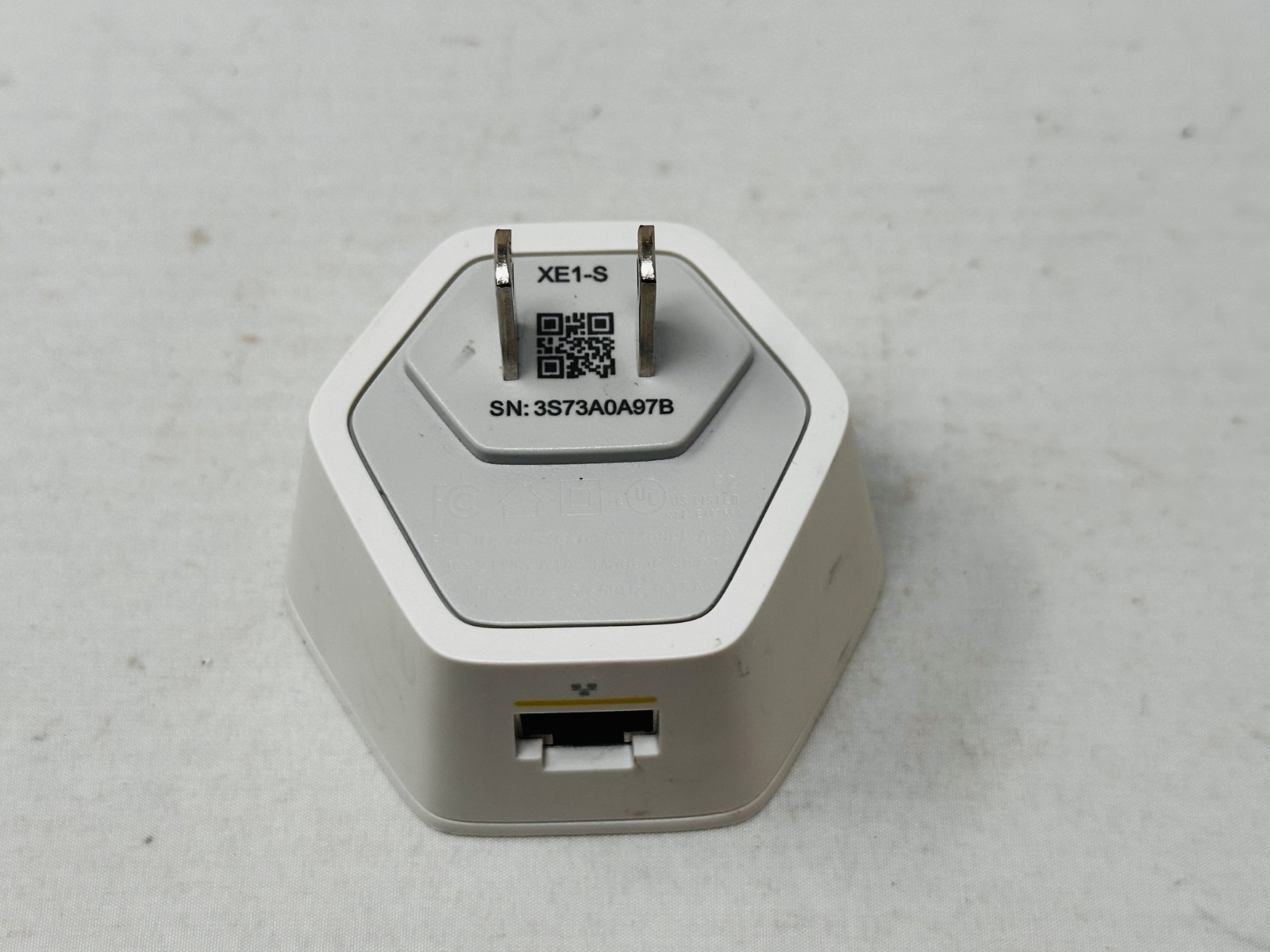 Comcast Xfinity XFI WIFI Pod Extender Network Signal Booster XE1-S