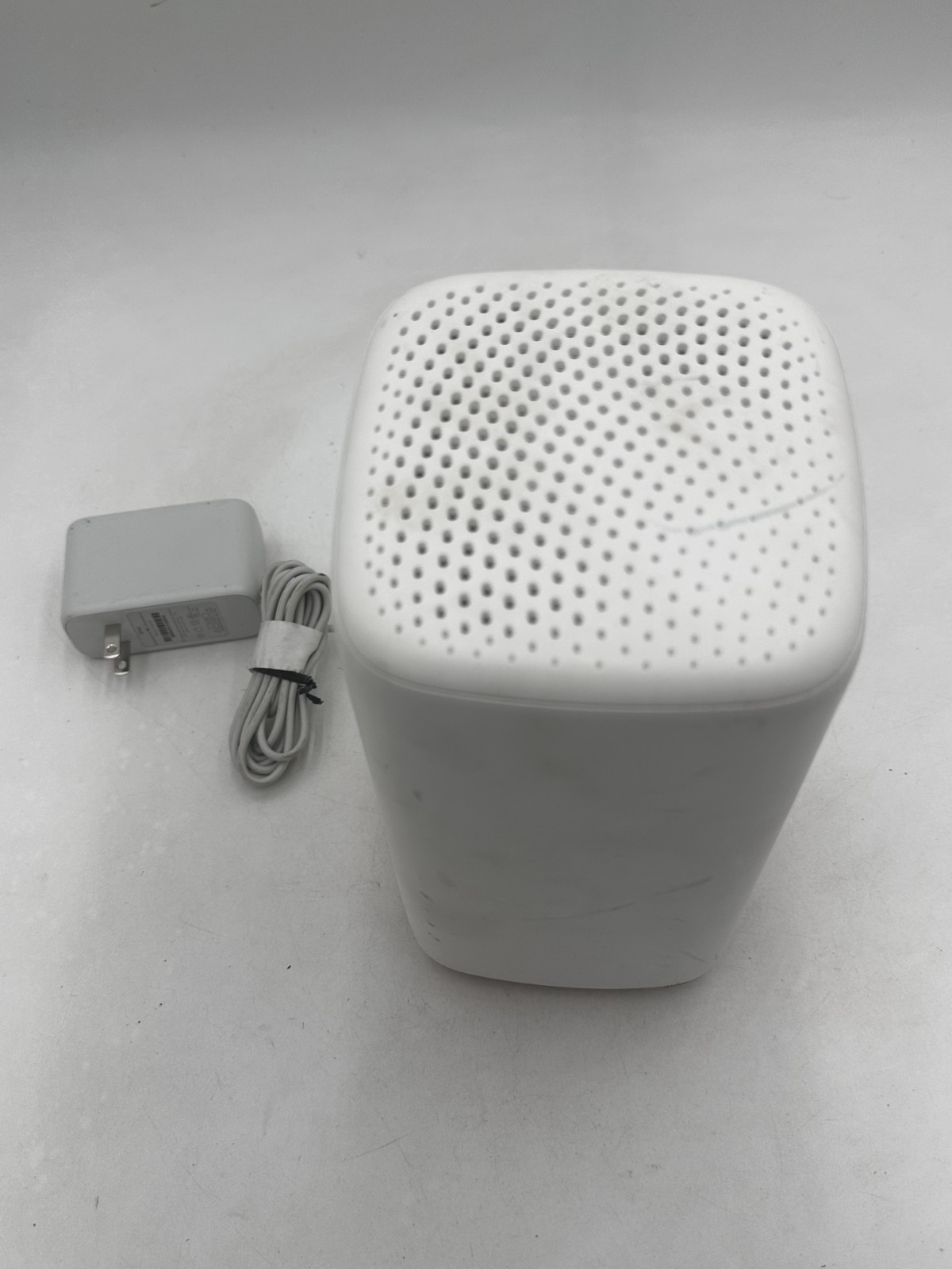 Xfinity xFi XB8-T Gateway Router White Tri-Band 2.5 Gbps 4x Gigabit Ethernet