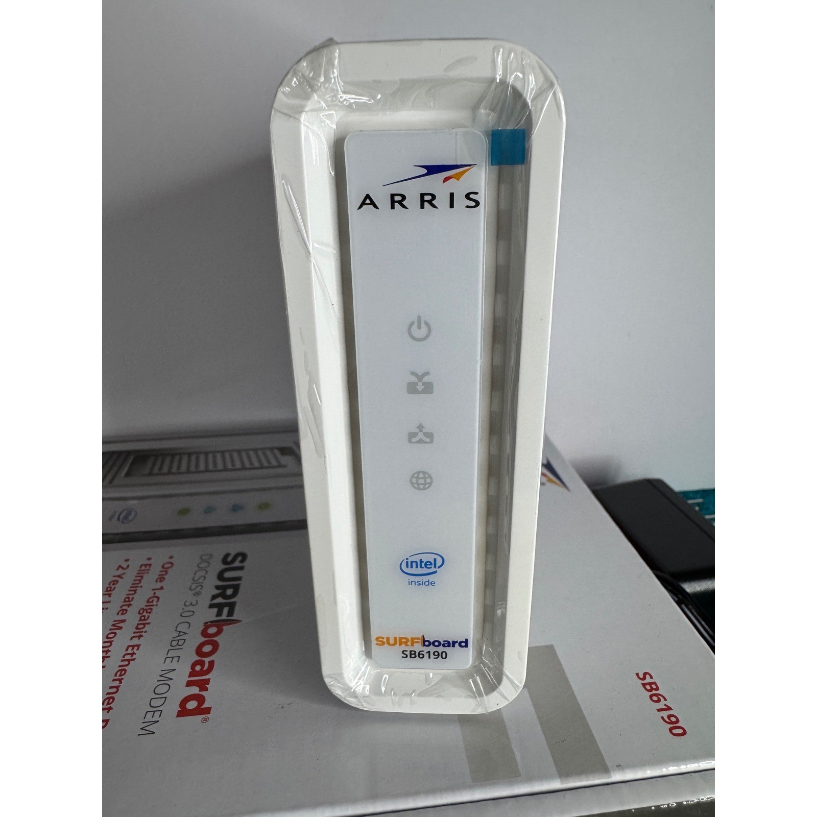 ARRIS SURFboard SB6190 DOCSIS 3.0 Cable Modem Intel Inside White – Ships Free