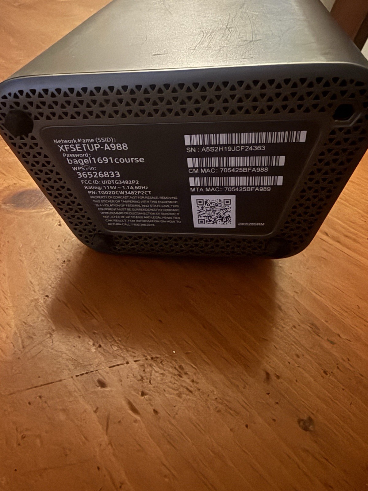 XFINITY XB6-A Modem Router Dual Band WiFi TG02DCW3482P2CT