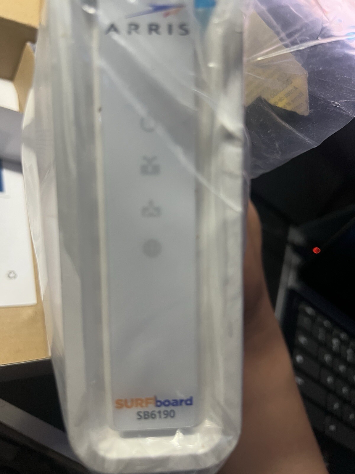 ARRIS Surf Surfboard Mod SB6190 1.4 Gbps, 32 x 8 Chanels 3.0 DOCSIS Cable modem