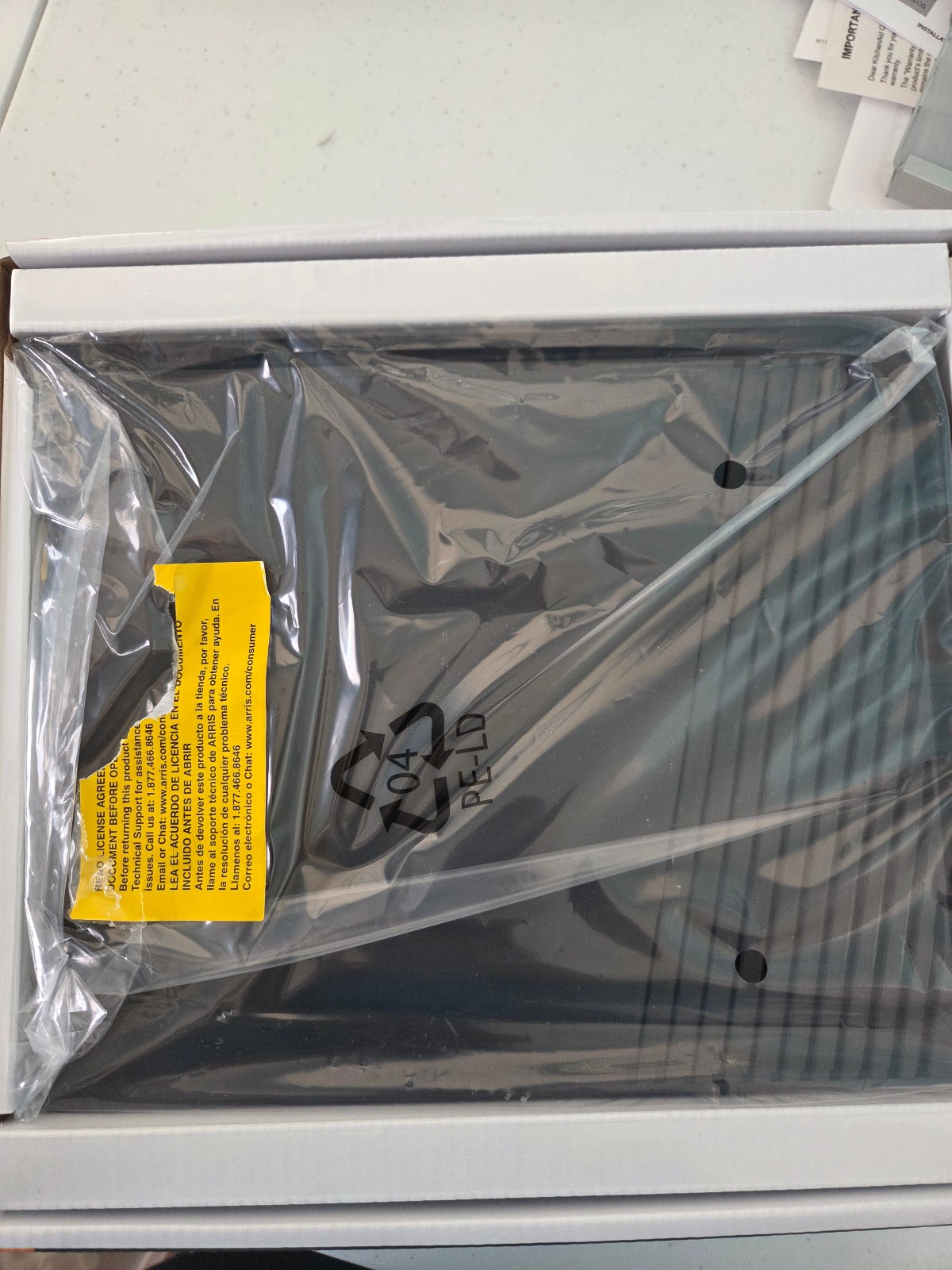 ARRIS SURFboard SBG7600AC2 DOCSIS 3.0 Cable Modem & AC2350 Wi-Fi Router