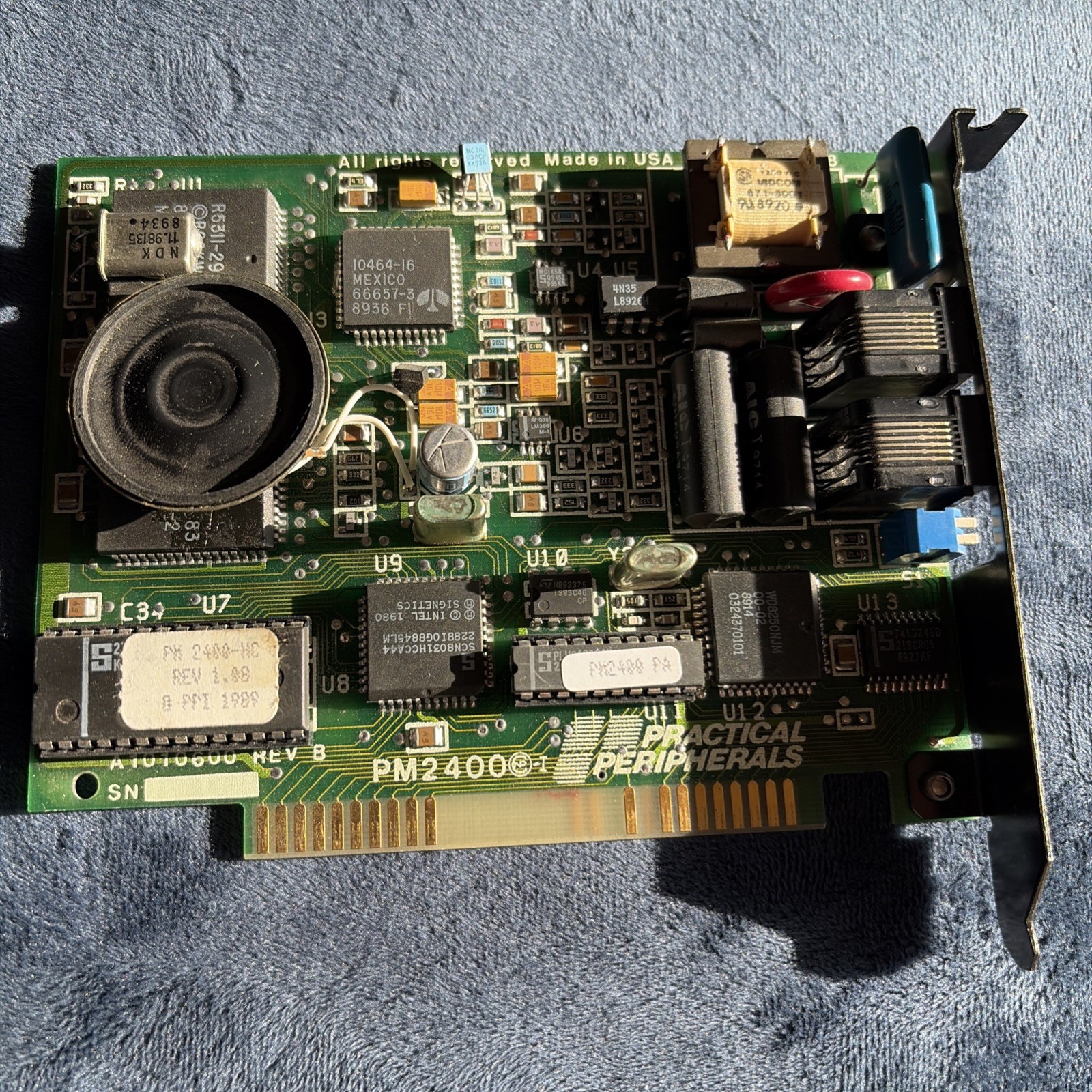 Vintage computer PC Practical Peripherals PM2400 Modem Retro 1989
