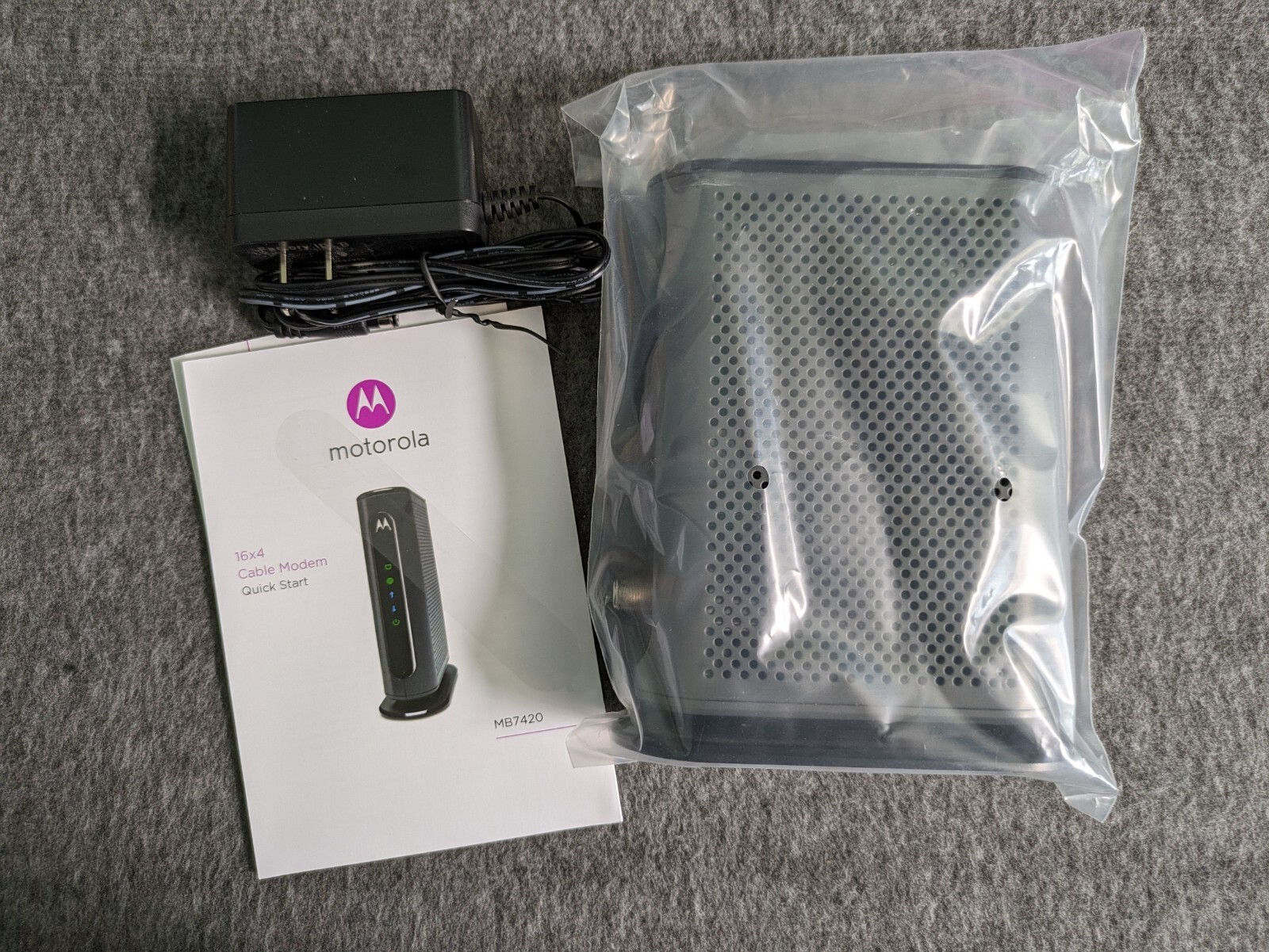 Motorola MB742010 16×4 686mbps DOCSIS 3.0 Cable Modem