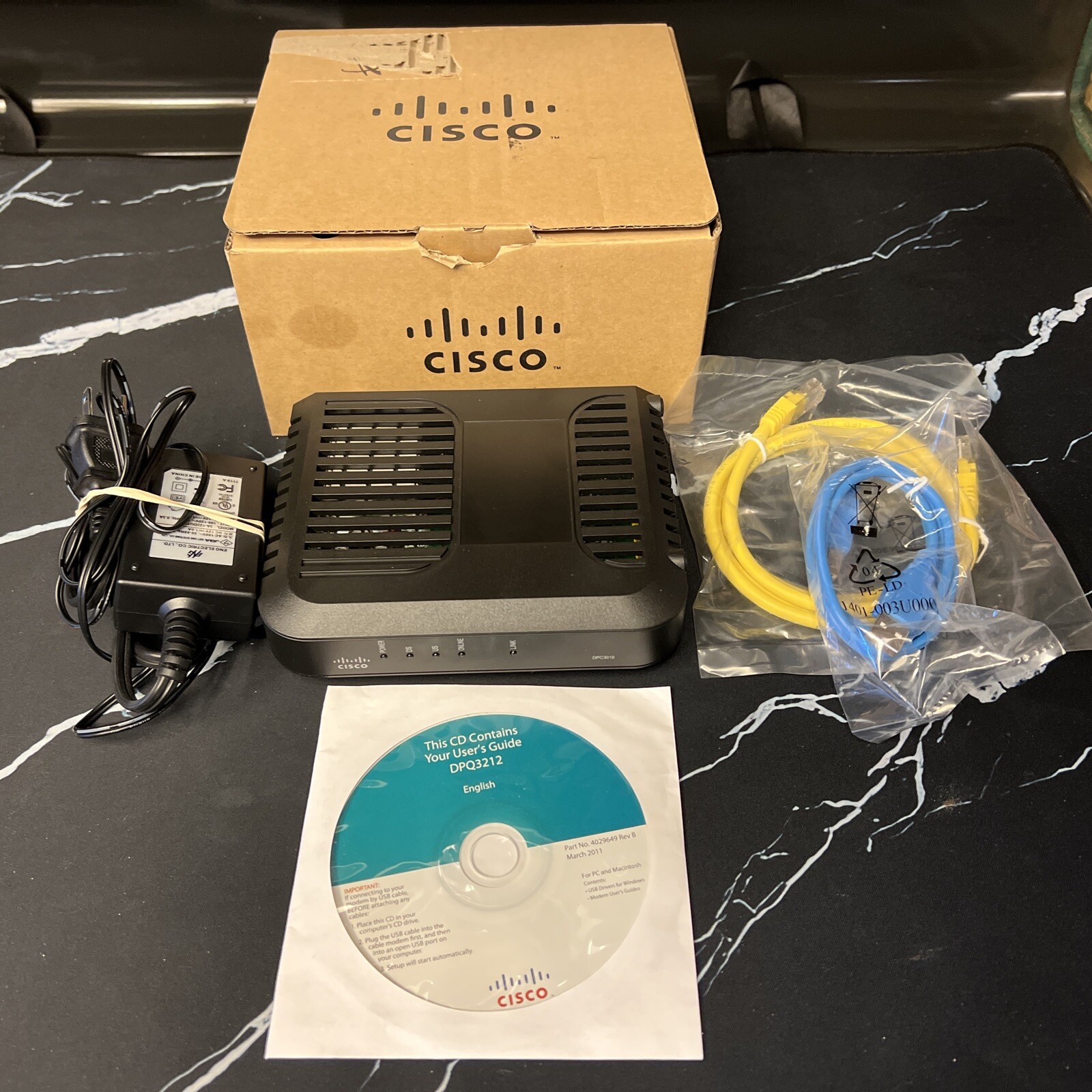 CISCO Modem DPC3010 Power Cord And Ethernet Cables USB Cable Installations, Cd