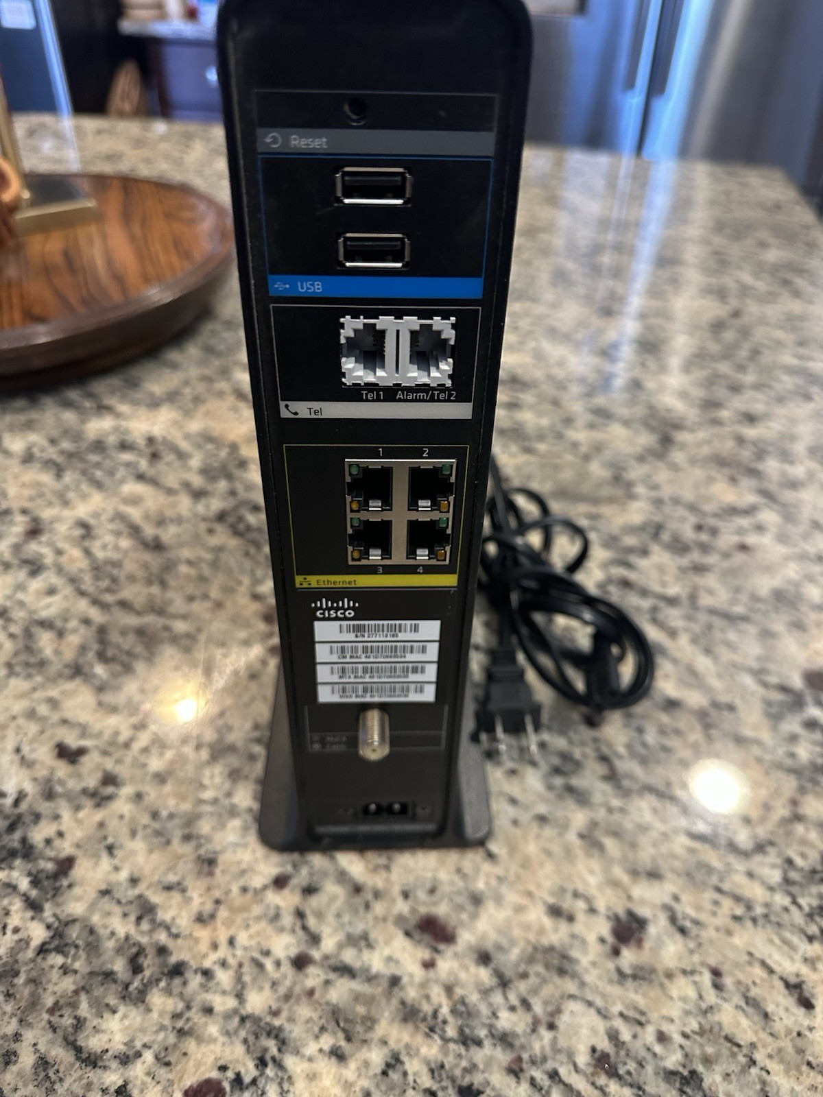 Cisco DPC3941B Comcast Business Dual Band WiFi Cable Modem Router Voice Gateway