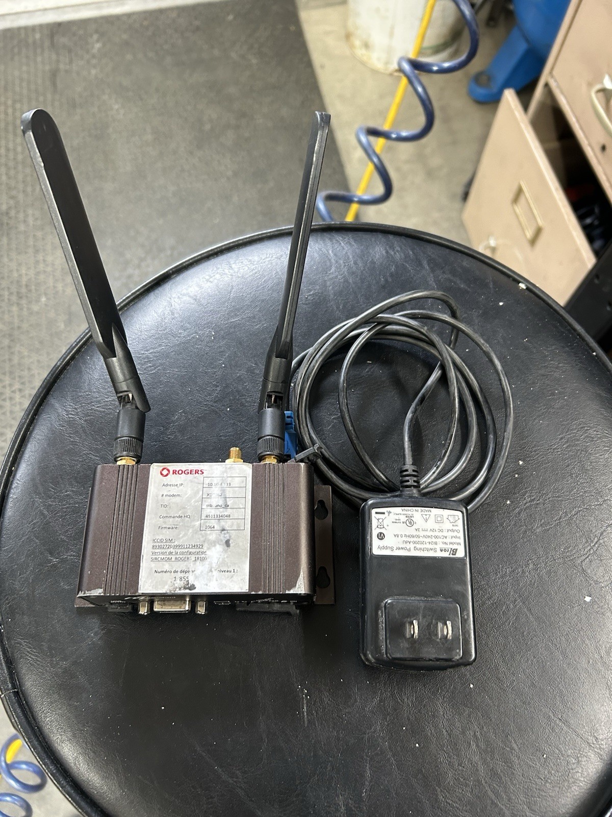 IPn4Gii 4G LTE Dual SIM Dual Ethernet Serial USB Gateway POE Microhard