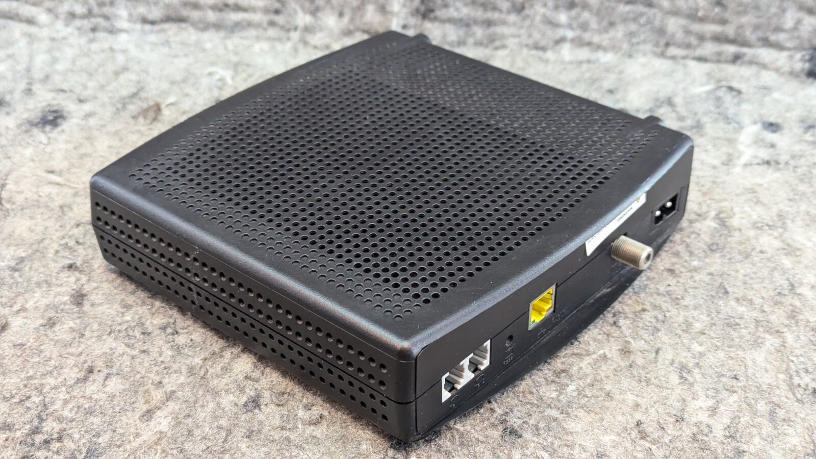 ARRIS Touchstone TM1602A DOCSIS 3.0 E-MTA with Power & Ethernet Cable