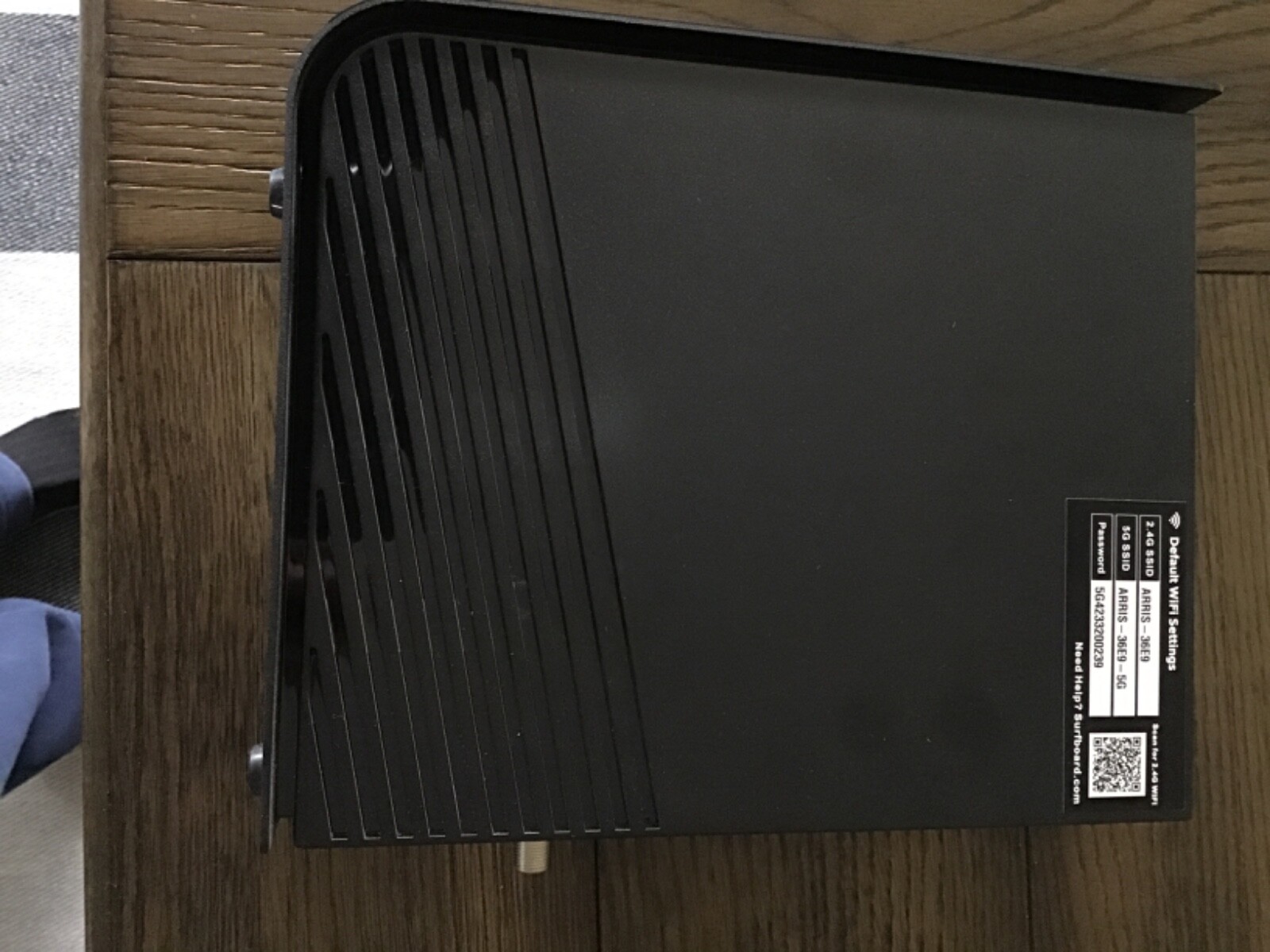 Arris Surfboard SBG7600AC2 DOCSIS 3.0 Cable Modem & AC2350 Dual-Band Wi-Fi