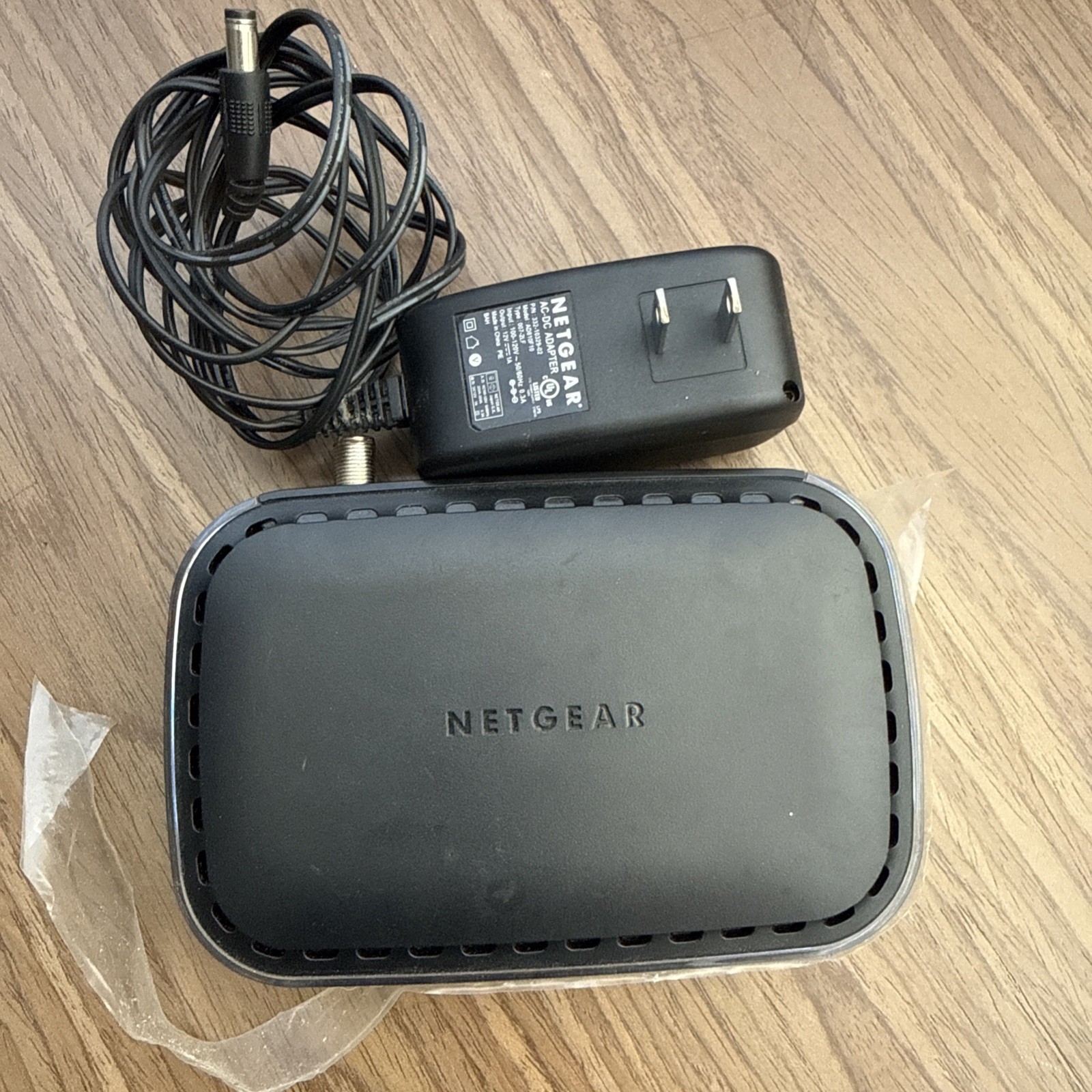 NETGEAR Cable Modem CM400 | Xfinity Comcast, Spectrum, Cox | 100 Mbps DOCSIS3.0