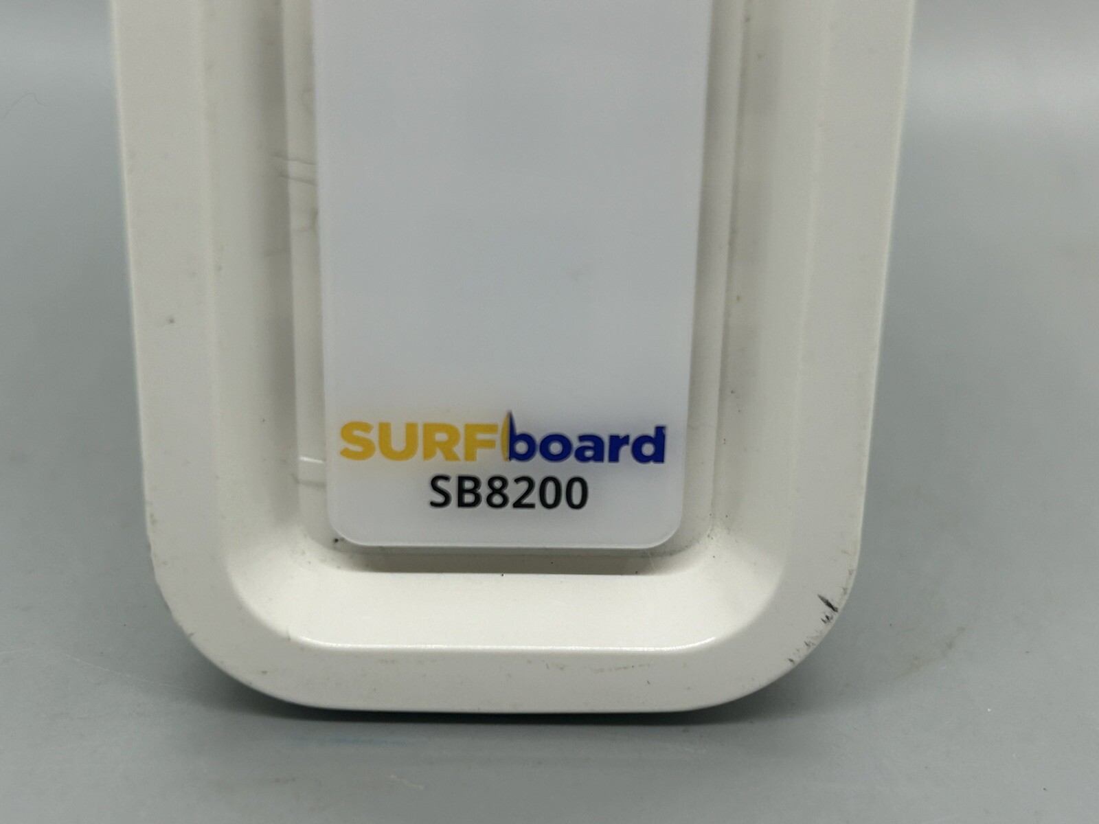 ARRIS SURFboard SB8200 DOCSIS 3.1 10 Gbps Cable Modem, with Power Cord