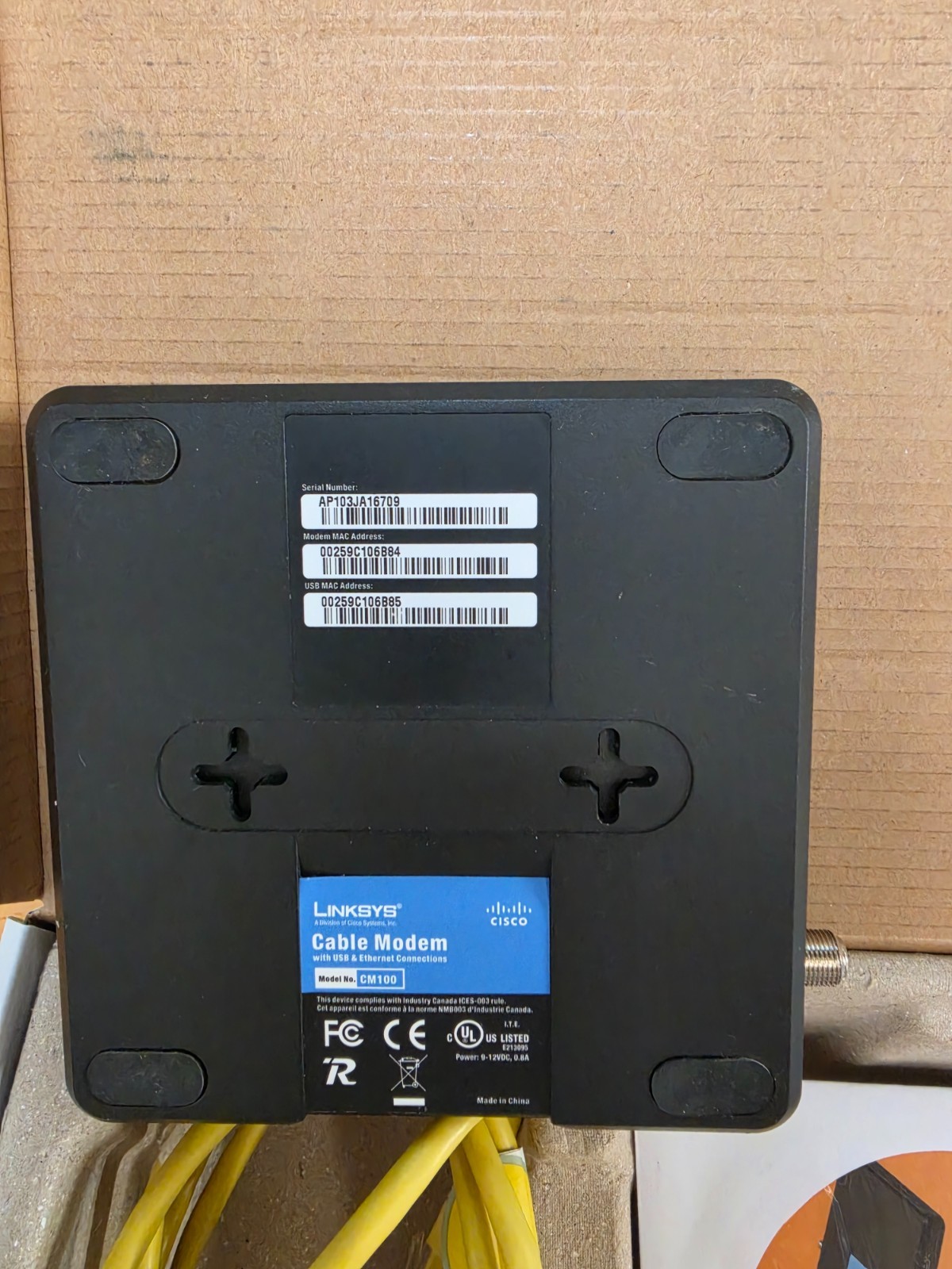 LINKSYS CISCO CM100 DOCSIS 2.0 CABLE MODEM COMPLETE IN BOX w/CD CABLES MANUAL