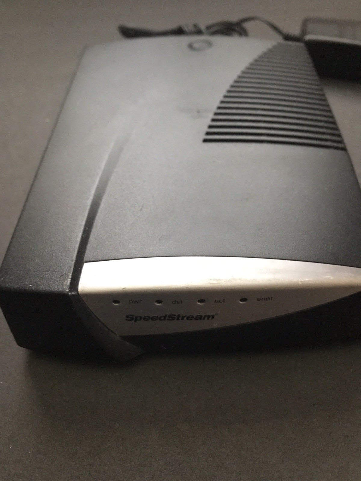 Efficient Networks SpeedStream 5360 Network / Modem part no 060-5360-124