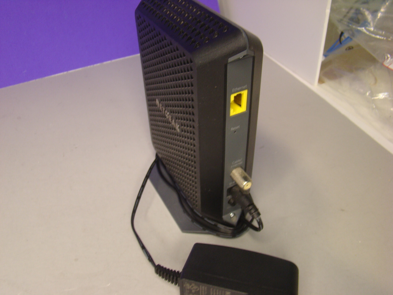 NETGEAR CM700 DOCSIS 3.0 High Speed Cable Modem