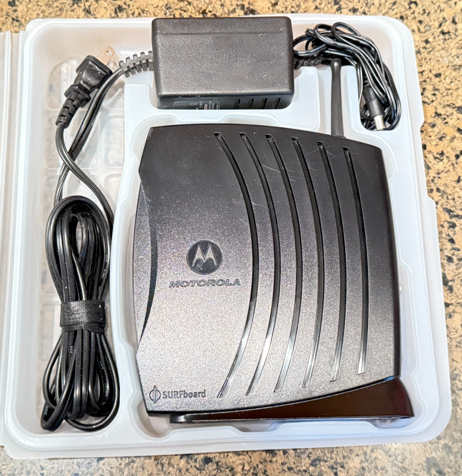 Motorola Wireless Cable Modem Gateway SBG900 Broadband Network w/ Power Adapter