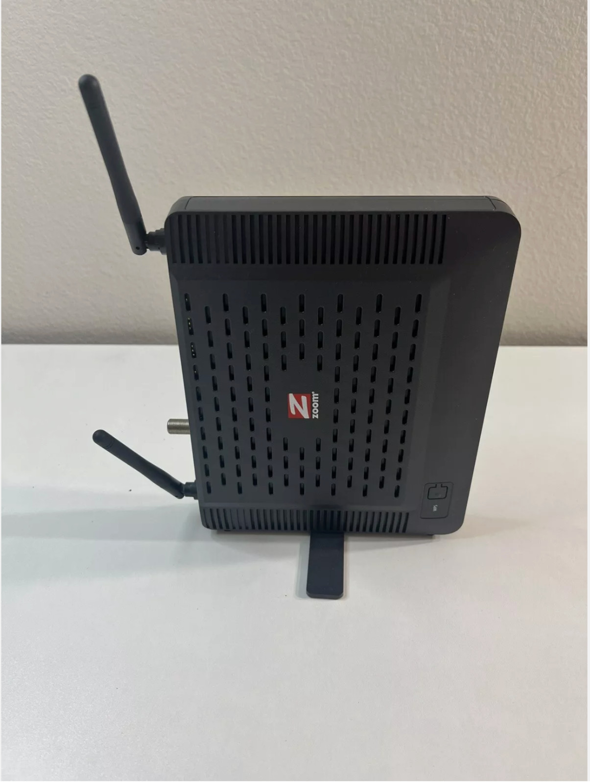 Zoom Docsis 3.0 Cable Modem With Wireless-N And Gigabit Ethernet Model 5352