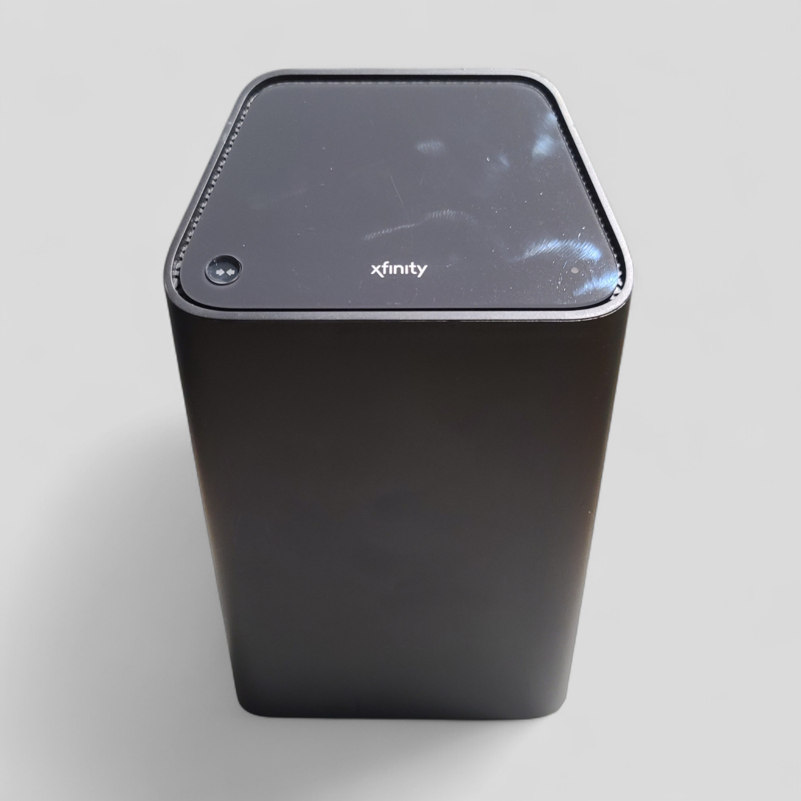 Xfinity XB6-A Wifi Router & Modem with Electric Cord SOLD AS IS FOR PARTS