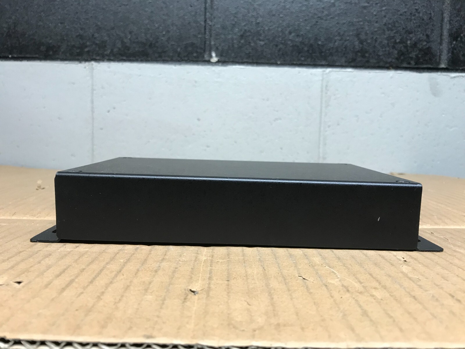 Black Box MD845A-R2 Analog Async Bell Modem 202 – LEASED-LINE , RS-232