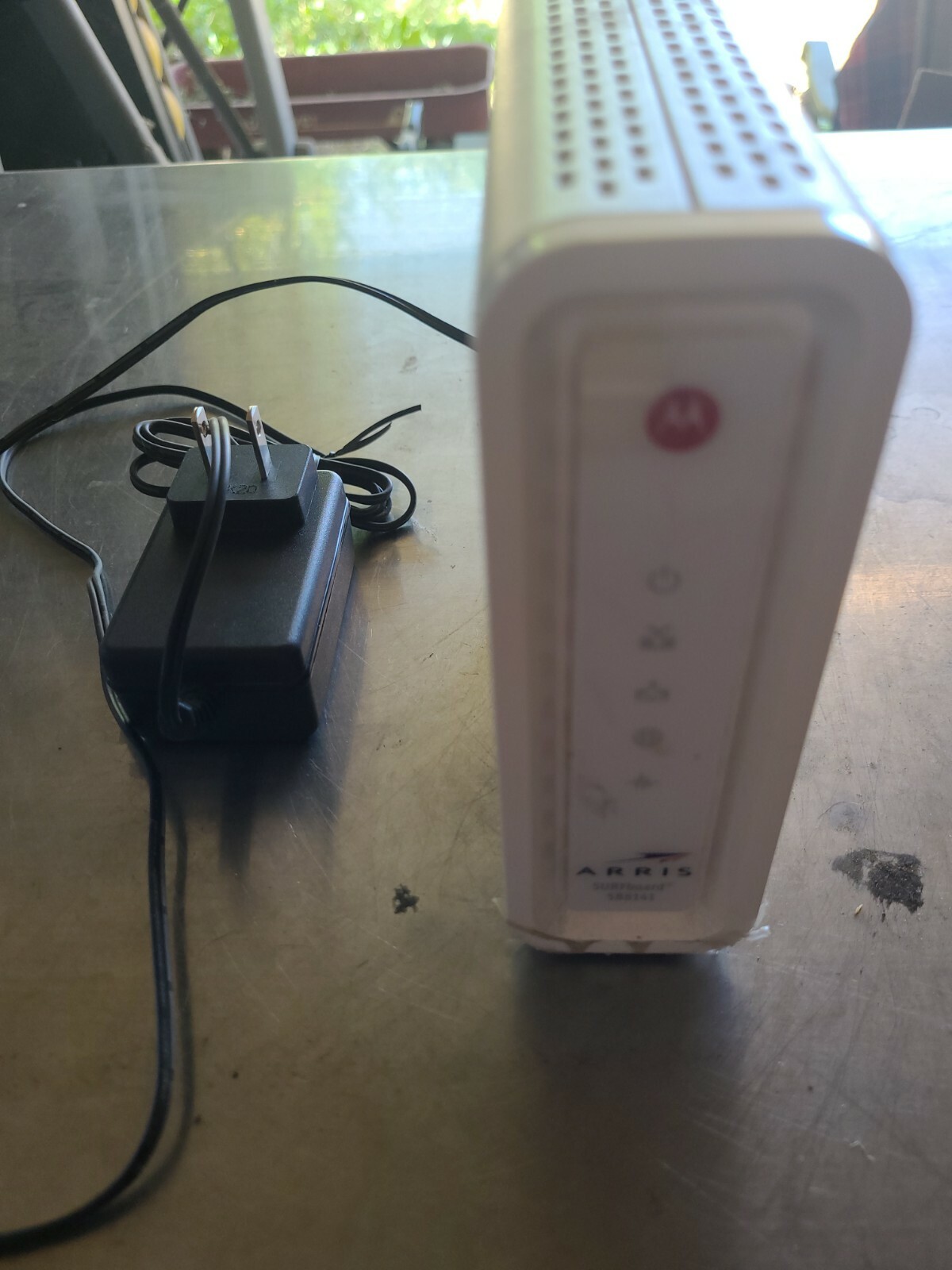ARRIS SURFboard SB6141