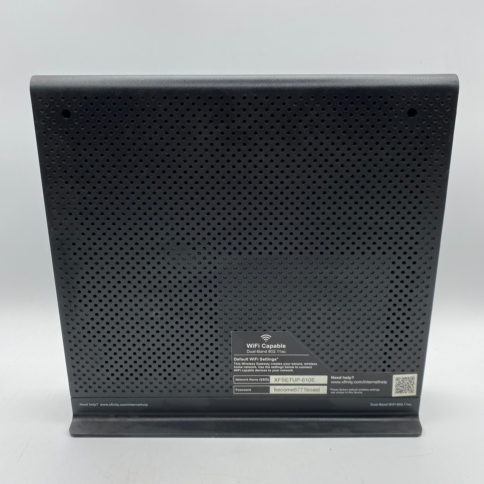 Arris TG1682G Xfinity Comcast Cable Modem Router Gateway Dual Band WiFi 24×4 EUC