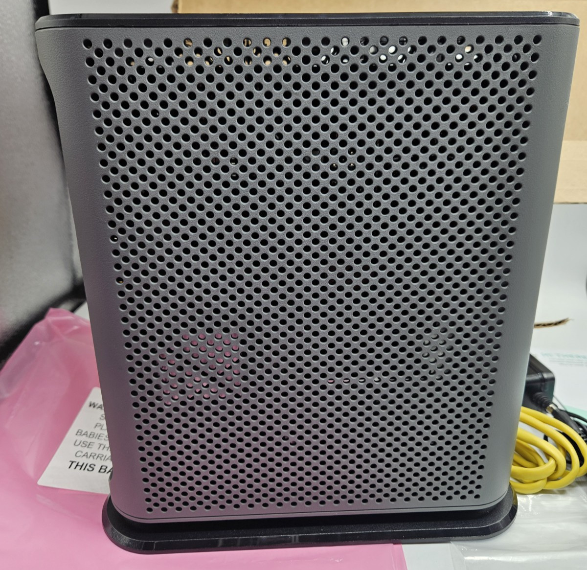Motorola MG7540-10R (Refurbished) 16×4 686Mbps Cable Modem + AC1600 DOCSIS 3.0