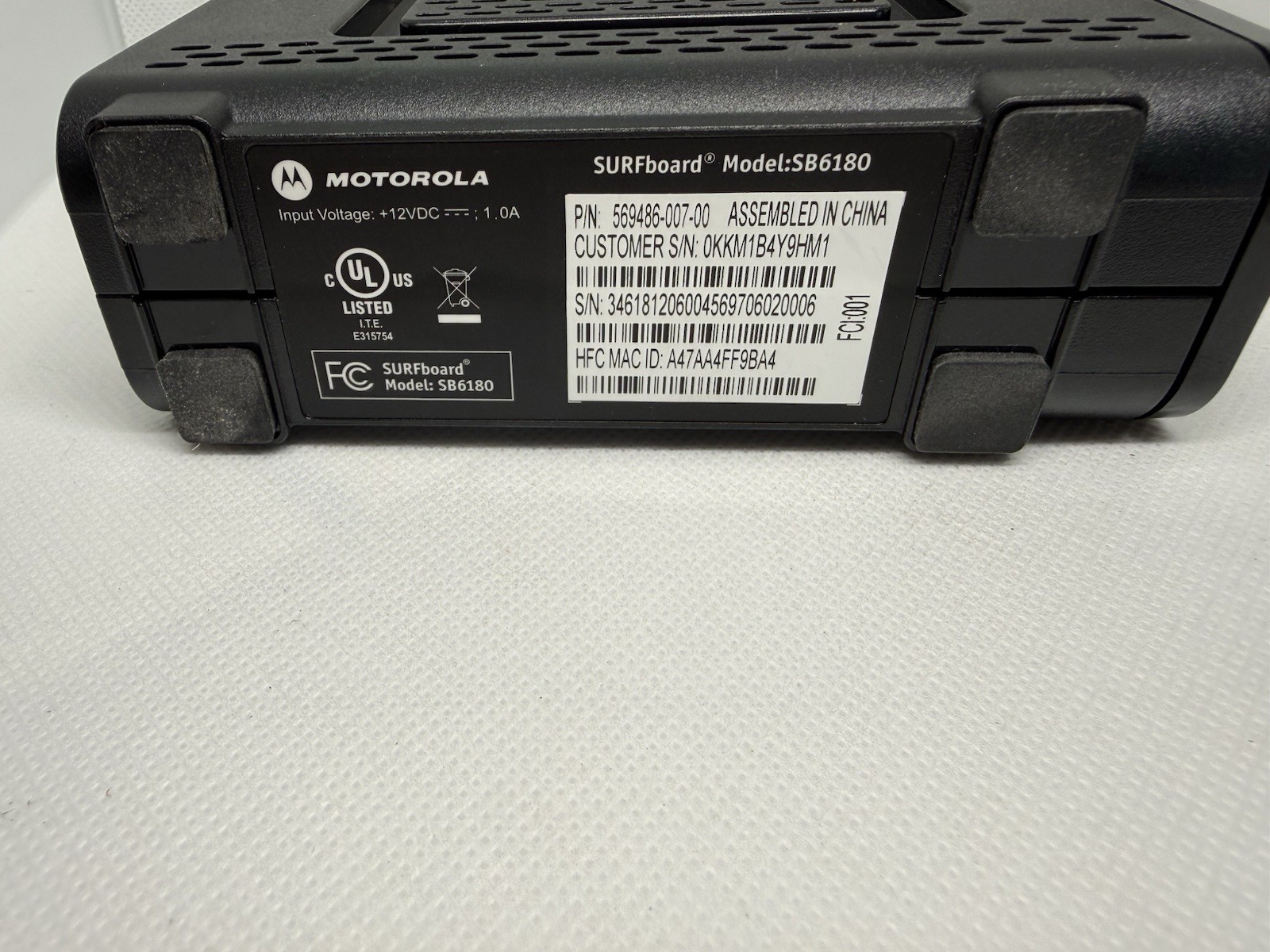 Motorola SURFboard SB6180 DOCSIS 3.0 Cable Modem w/ OEM Power Adapter -Working