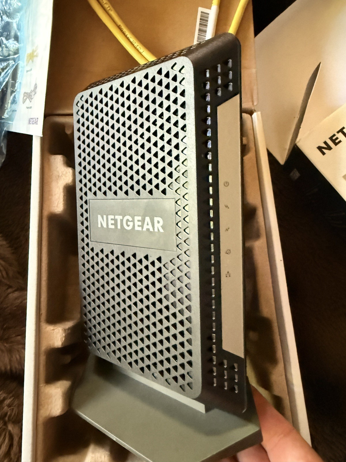 NETGEAR CM1000 Ultra High Speed Cable Modem Docsis 3.1 Open Box READ DESCRIPTION