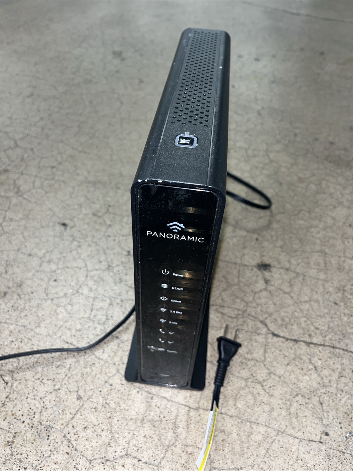 ARRIS Panoramic TG1682G Modem Wireless Dual Band Router Includes Cord