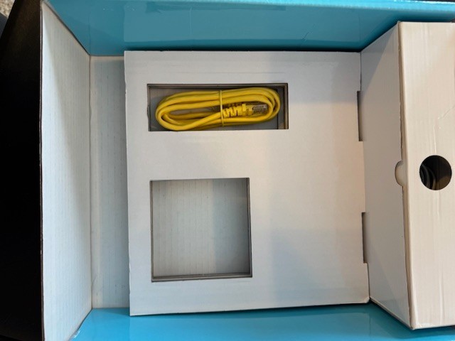 Motorola MT7711 24X8 Cable Modem and AC1900 Dual Band Wi-Fi Gigabit Router