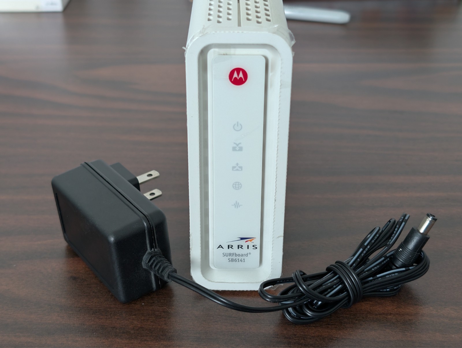 Arris/Motorola SURFboard DOCSIS 3.0 Cable Modem – SB6141